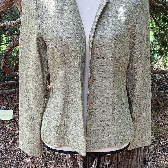 Perfect Taliored Tweed Jacket - Picture 9 of 11